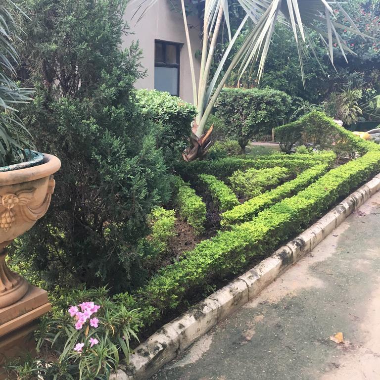 Villa At Tarudhan Valley Golf Resort Maneszar Kültér fotó